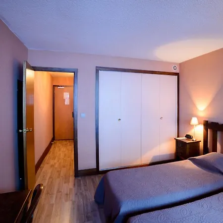 Hotel Le Pourteilh 3*